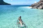 Thuyền Kayak Trong Suốt Khiến Dân Du Lịch Mê Mẩn Tại Côn Đảo